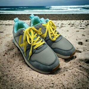 Vionic Women’s Sneakers Gray Aqua Yellow Accents Size 7 Comfortable Casual Shoes